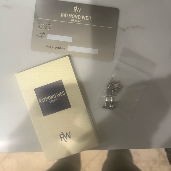 Raymond Weil Parsifal Womens Stainless and gold watch with diamond accents - Picture 2 of 3